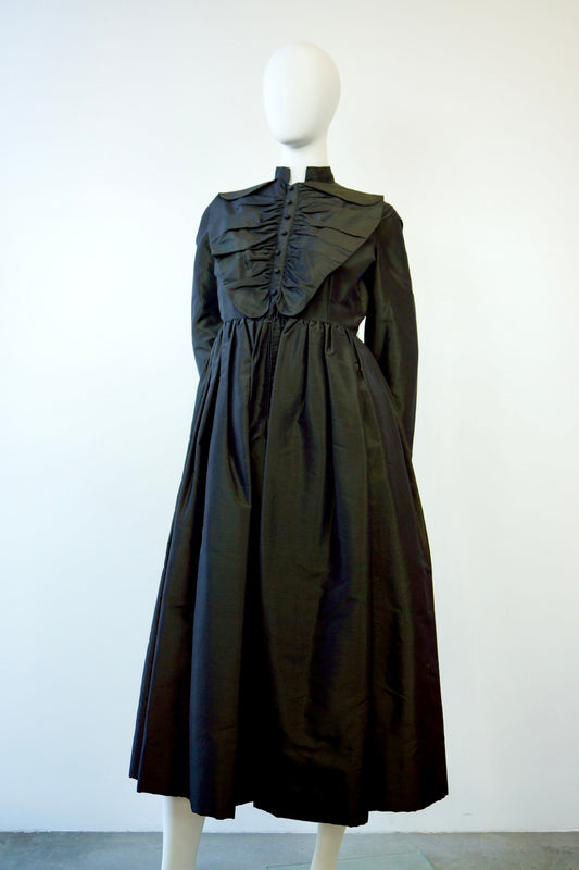 Geoffrey Beene Gown