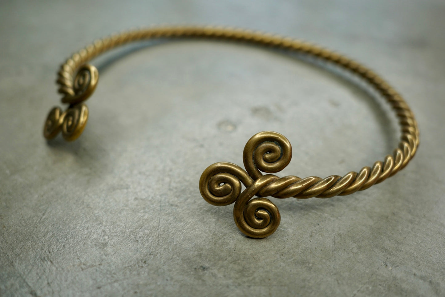 Brass Twisted Collar Necklace