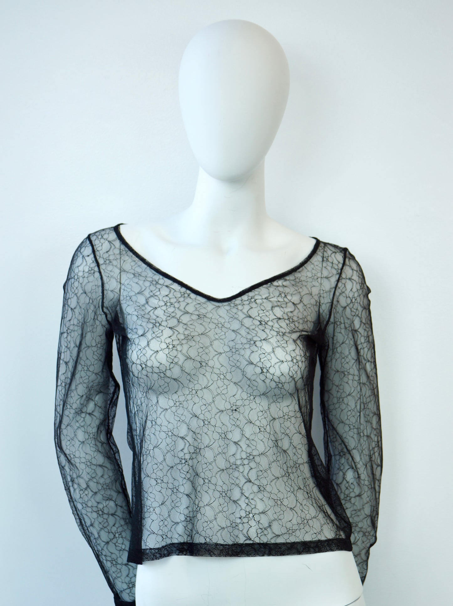 Romeo Gigli JEANS Lace Top