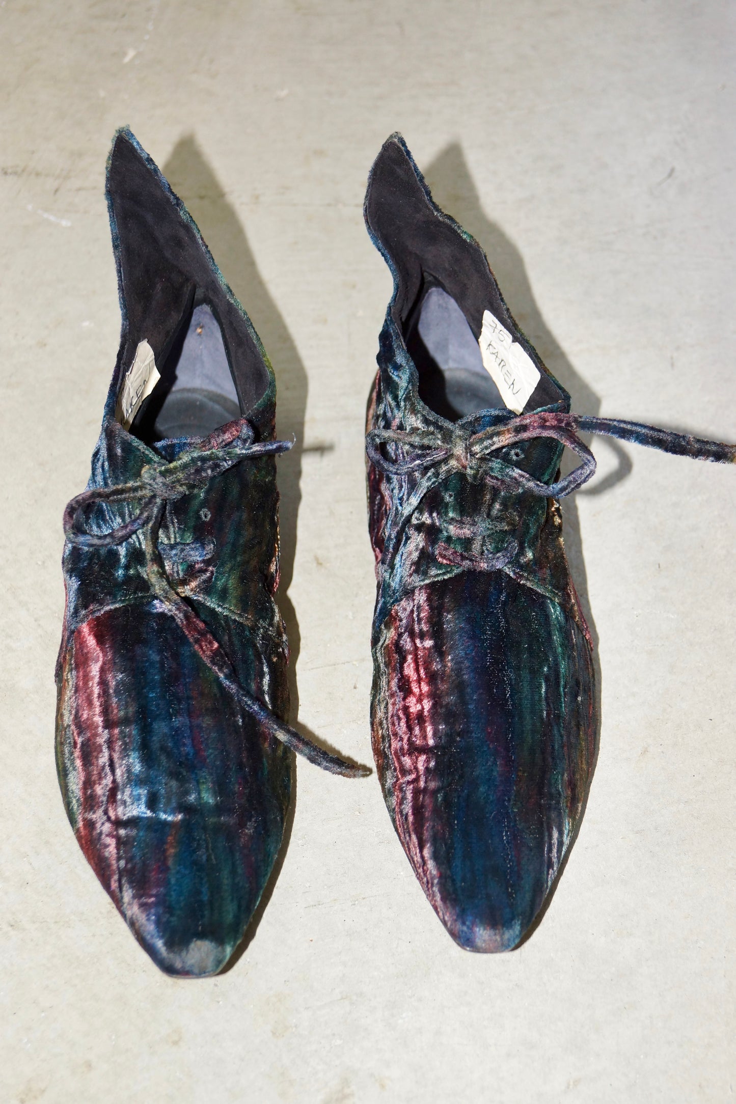 Romeo Gigli Velvet Flats