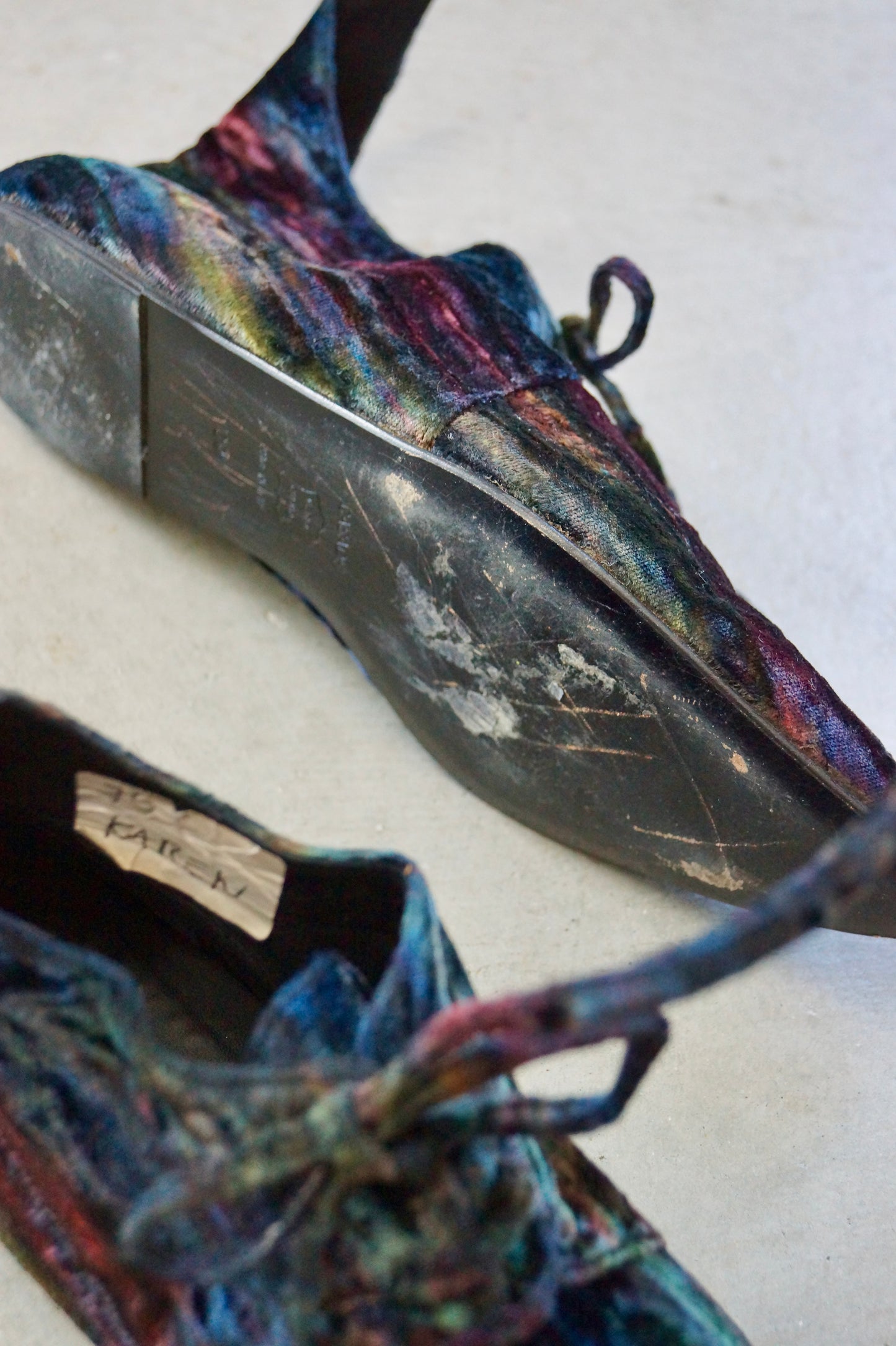 Romeo Gigli Velvet Flats