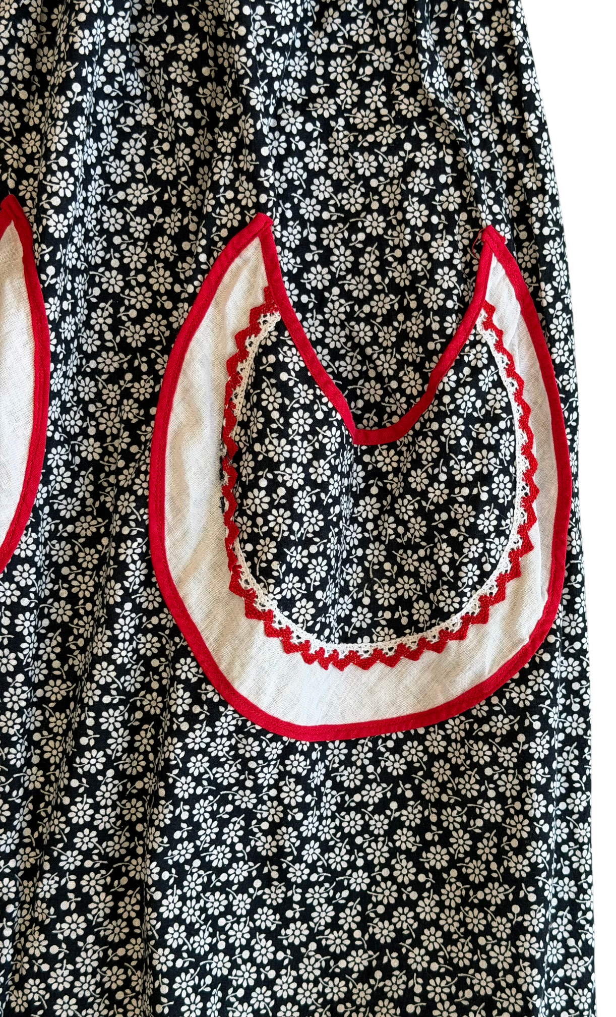 70's Black and White Dress Skirt with Red Pockets