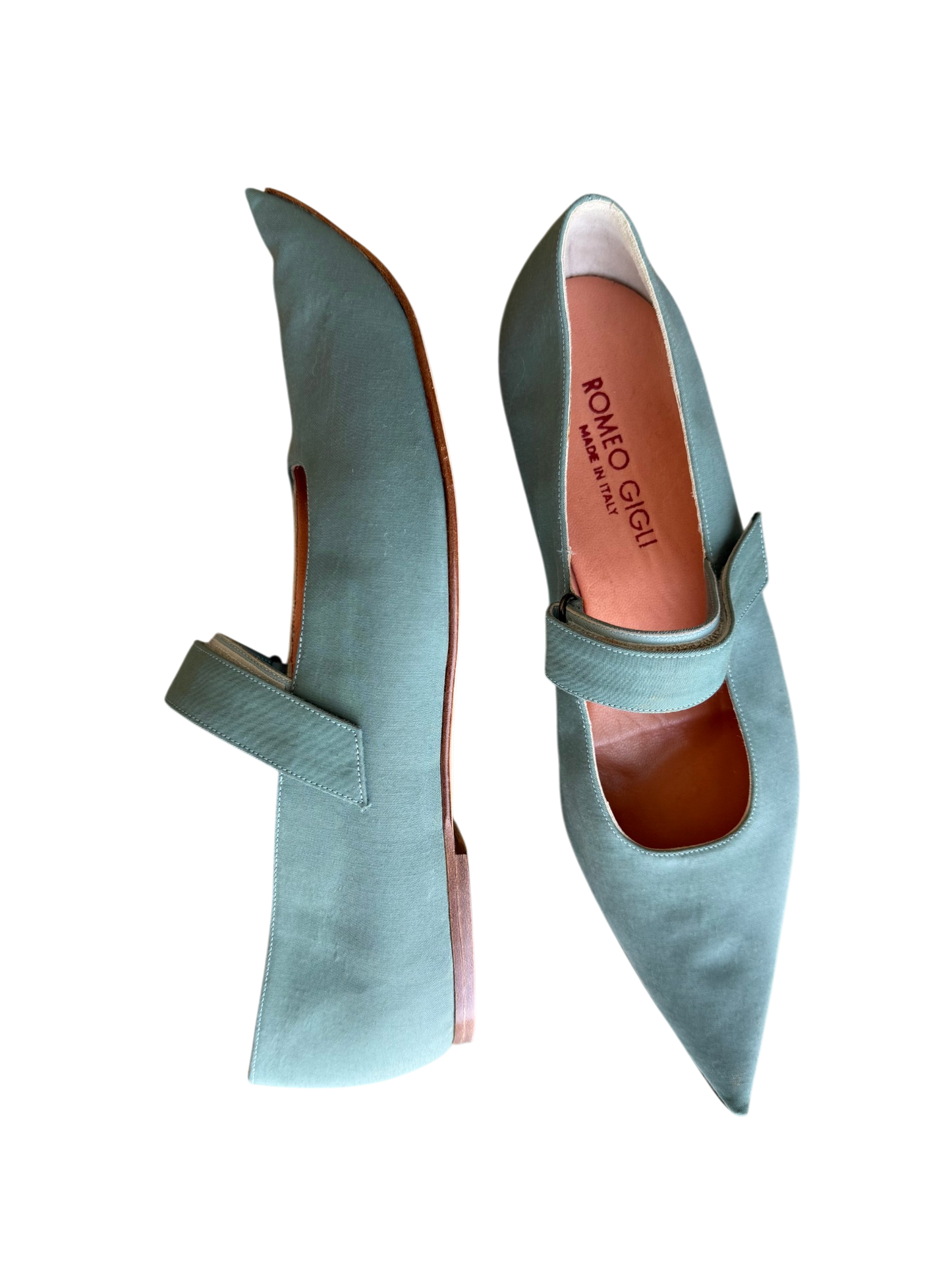 Romeo Gigli Pointed Flats