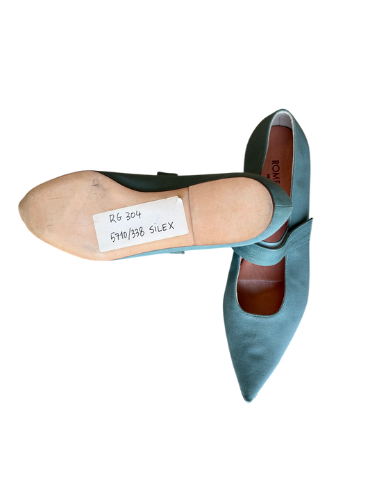 Romeo Gigli Pointed Flats