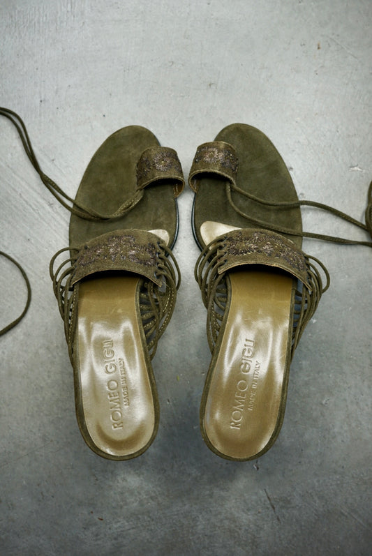 Romeo Gigli Suede Lace Up Heel