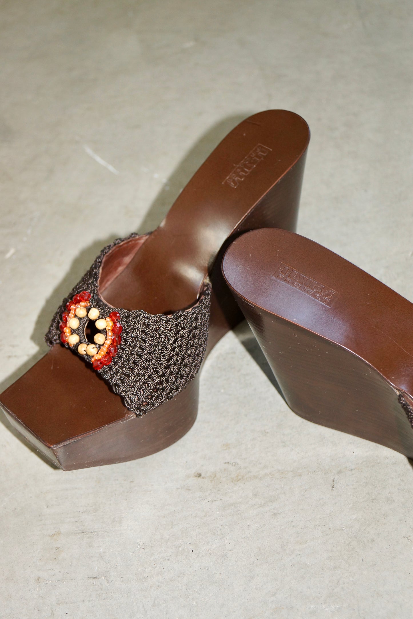 Le Silla Project Brown Platform Sandals