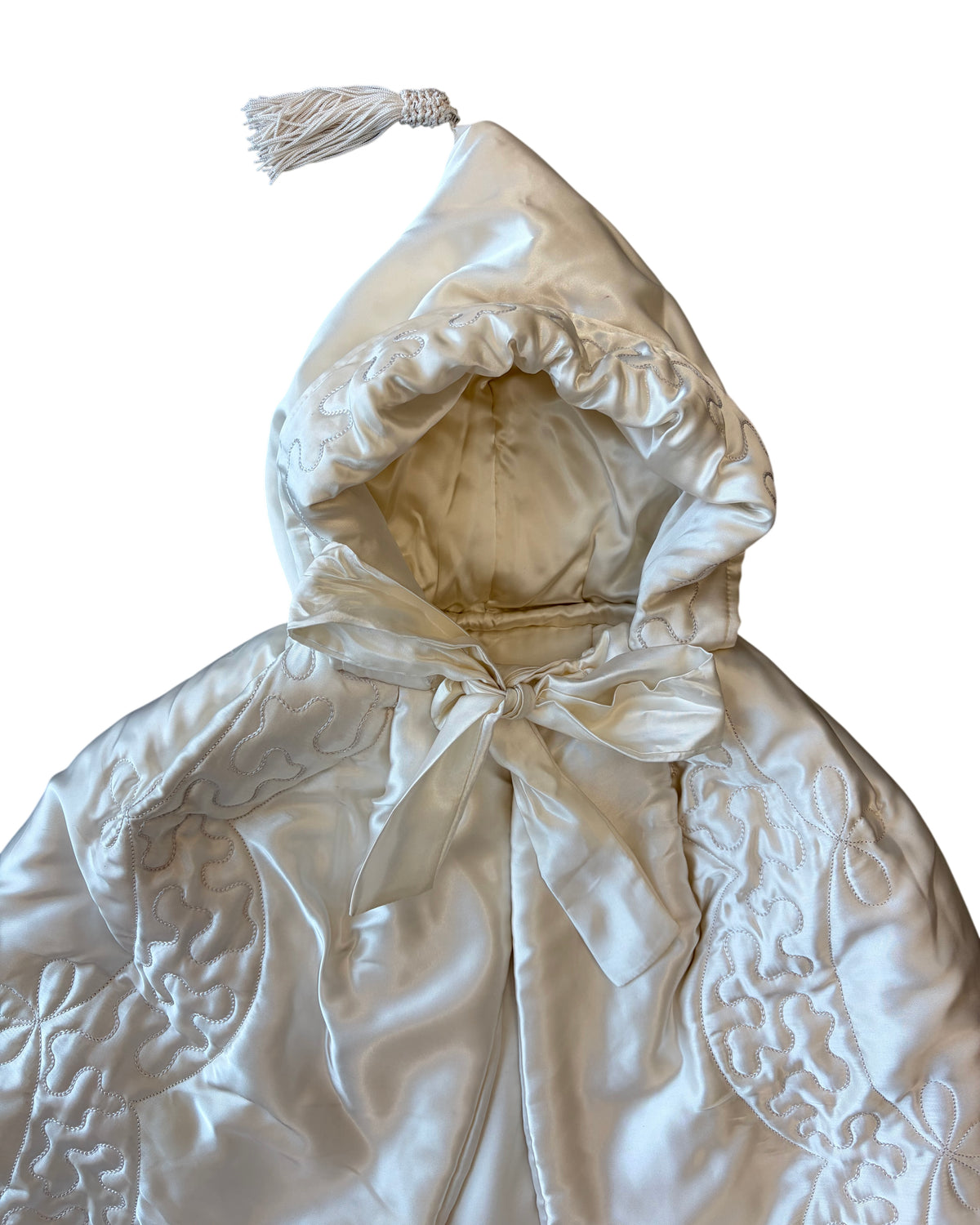 1940s Ivory Quilted Satin Cape