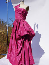 Load image into Gallery viewer, 1980s Victor Costa One Shoulder Taffeta Gown